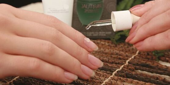 tratamento de fungos nas unhas con aceite esencial
